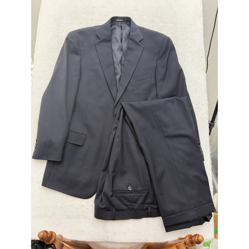 Hart Schaffner Marx 2P Suit 42 R Navy Blue Wool Pinstripe Jacket Pants 36x30 USA